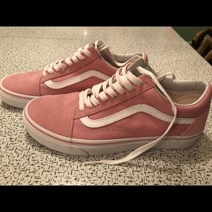 Soft pink Old Skool Vans